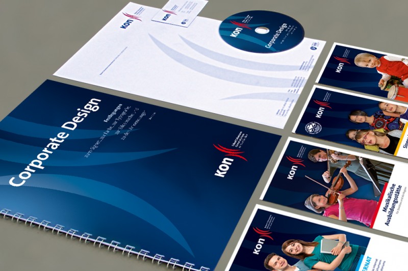 Die positiven Wiedererkennungseffekte treten nur ein, wenn die CD-Elemente wie Signet, Farben und Typografie durchgängig angewendet werden