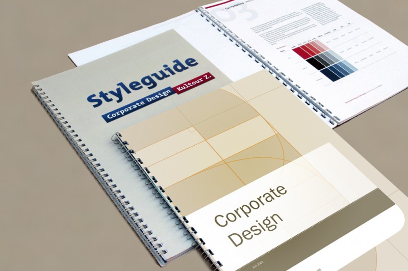 Die Festlegungen zum Corporate Design werden in Handbüchern dokumentiert. So ist gewährleistet, dass das Erscheinungsbild nicht verfälscht wird, auch wenn fremde Designer Gestaltungsleistungen erbringen.